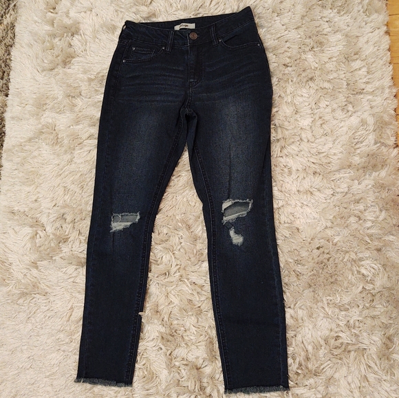 refuge Denim - Refuge Distressed frayed hem jeans 2
